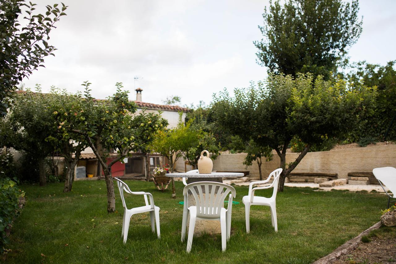 Casa De La Cadena Guest House Asiain Exterior photo
